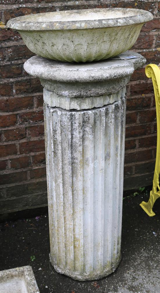 Column with bowl top